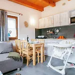 Quaint Holiday In Gleznowo With Parasol * Bobolin
